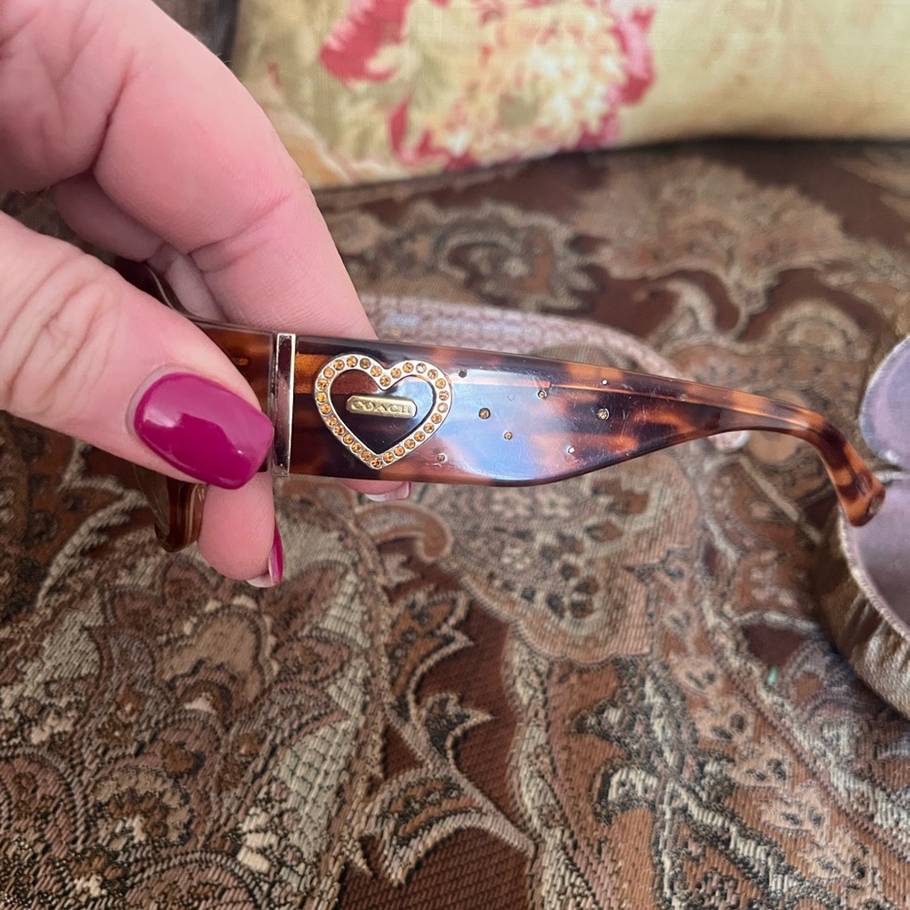 Genuine Coach Woman’s Sunglasses - Picture 2 of 8